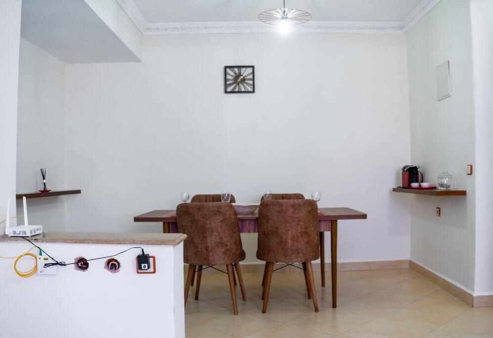 Appart Bien Place Et Fonctionnel マラケシュ エクステリア 写真