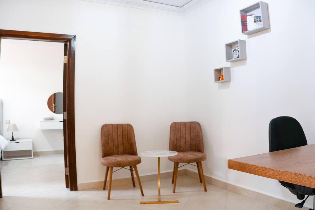 Appart Bien Place Et Fonctionnel マラケシュ エクステリア 写真